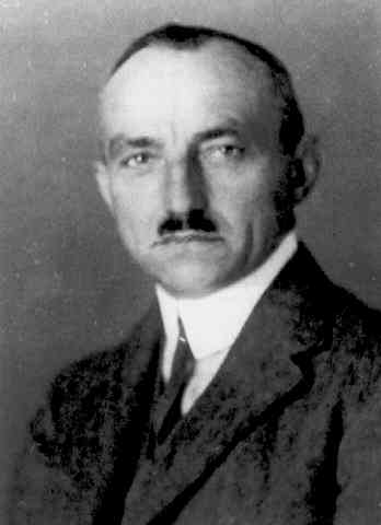 portrait of Friedrich Minoux